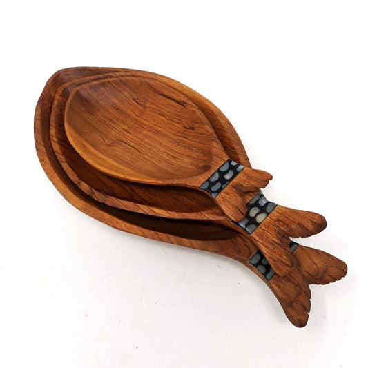 Salad wooden bowl
